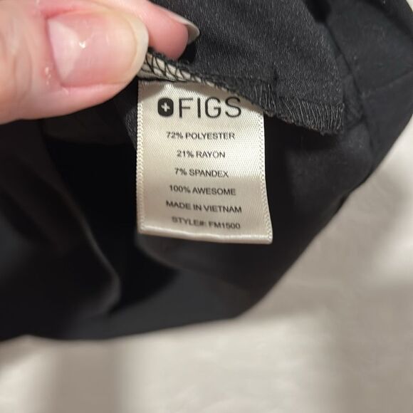 FIGS Men Black Scrub Top Nursing Uniform FM1500 Size Medium - Picture 4 of 6